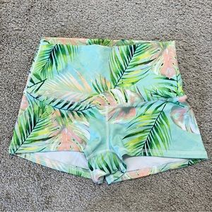 Austin Active Tropical Shorts